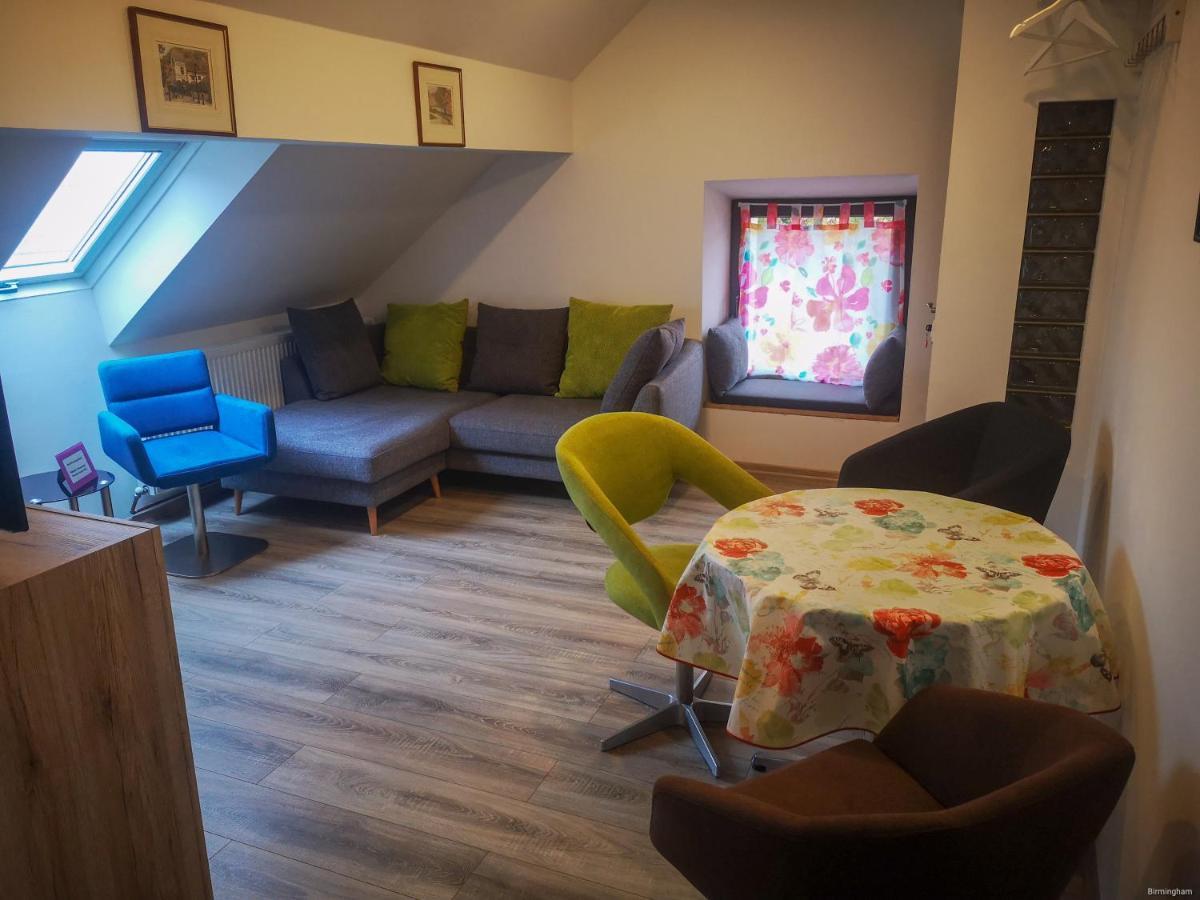 Apartment Ferien- Und Businesswohnung Sonnentor Dreiländereck Im Zweiten Stock Sonnen