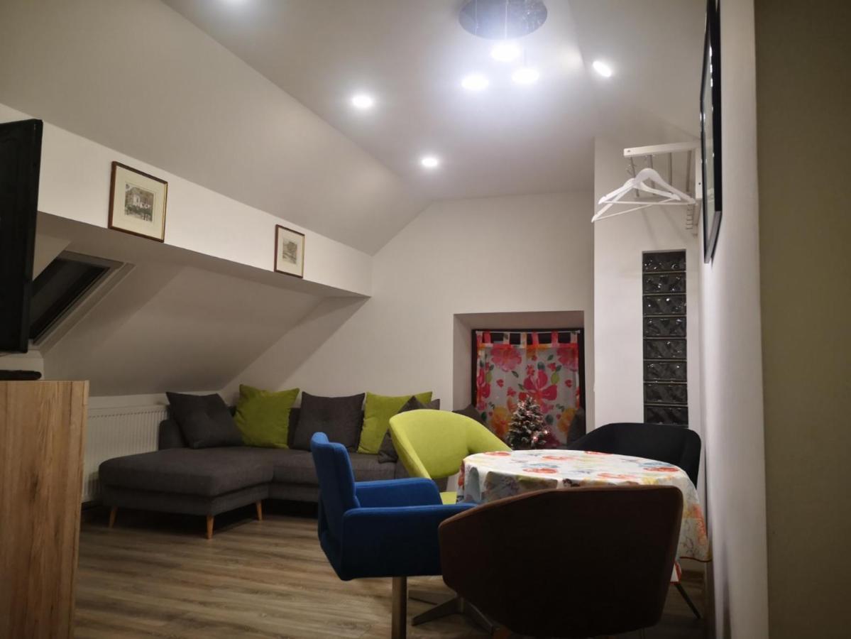 Ferien- Und Businesswohnung Sonnentor Dreiländereck Im Zweiten Stock