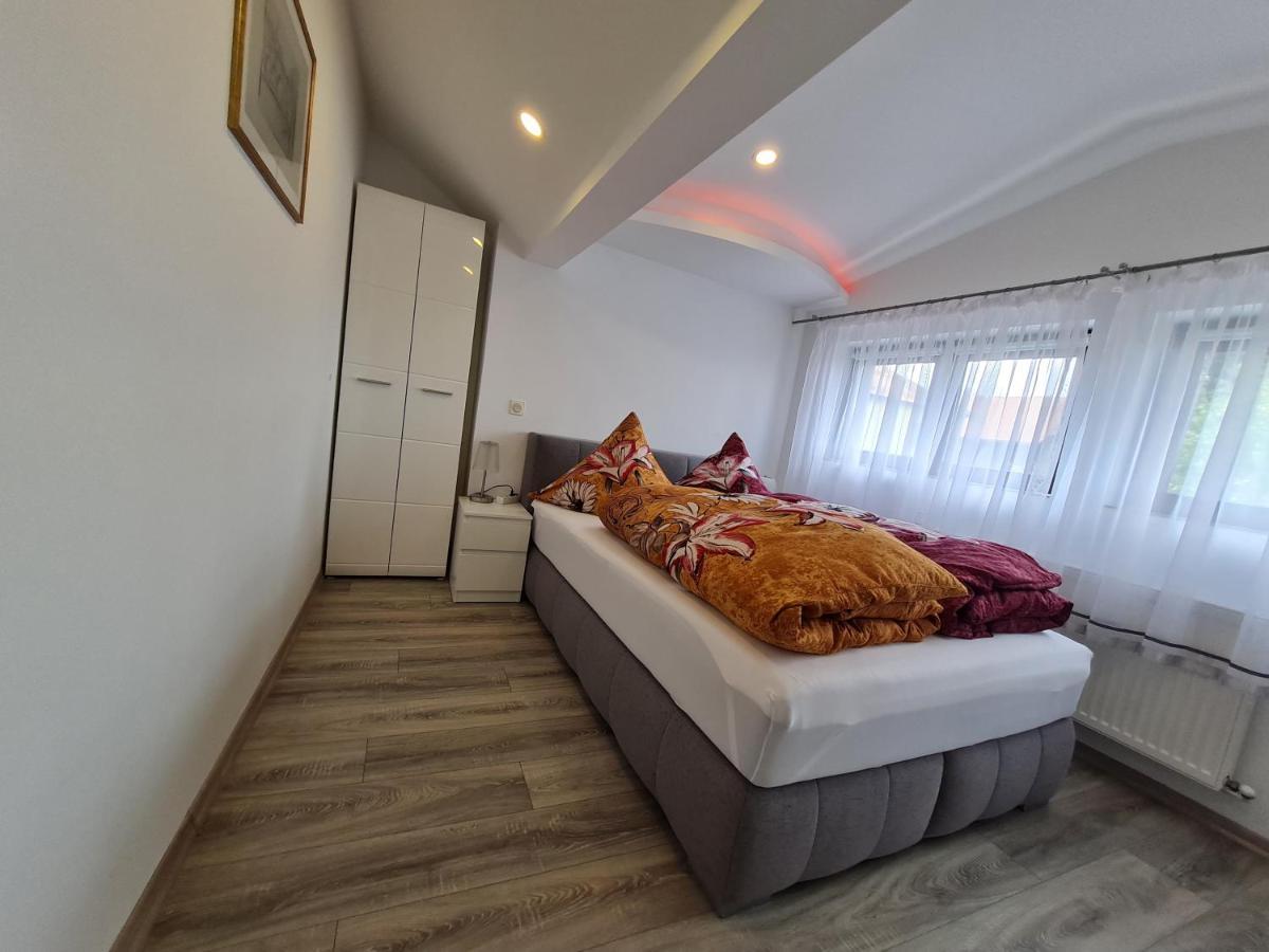 Apartment Ferien- Und Businesswohnung Sonnentor Dreiländereck Im Zweiten Stock