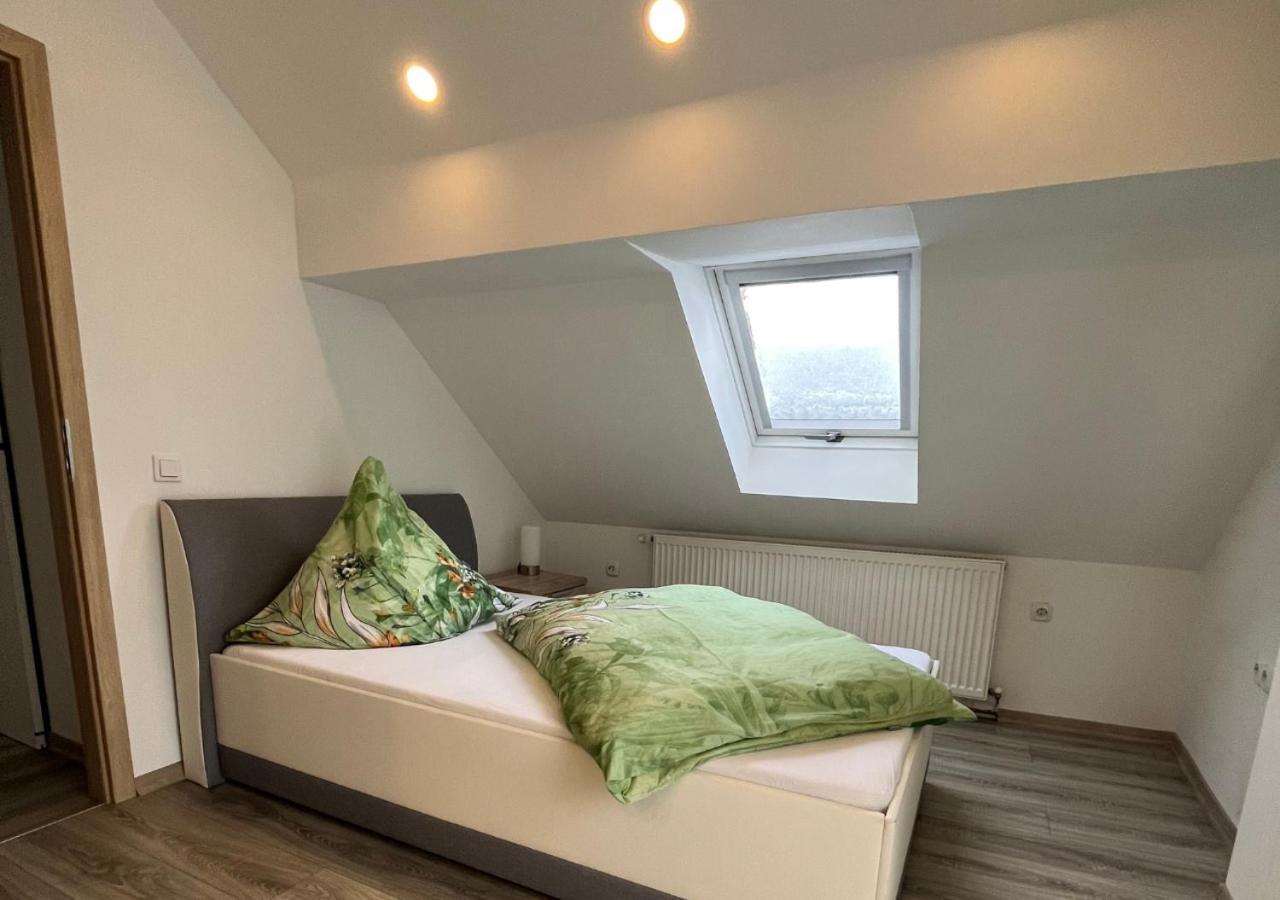 Apartment Ferien- Und Businesswohnung Sonnentor Dreiländereck Im Zweiten Stock Sonnen